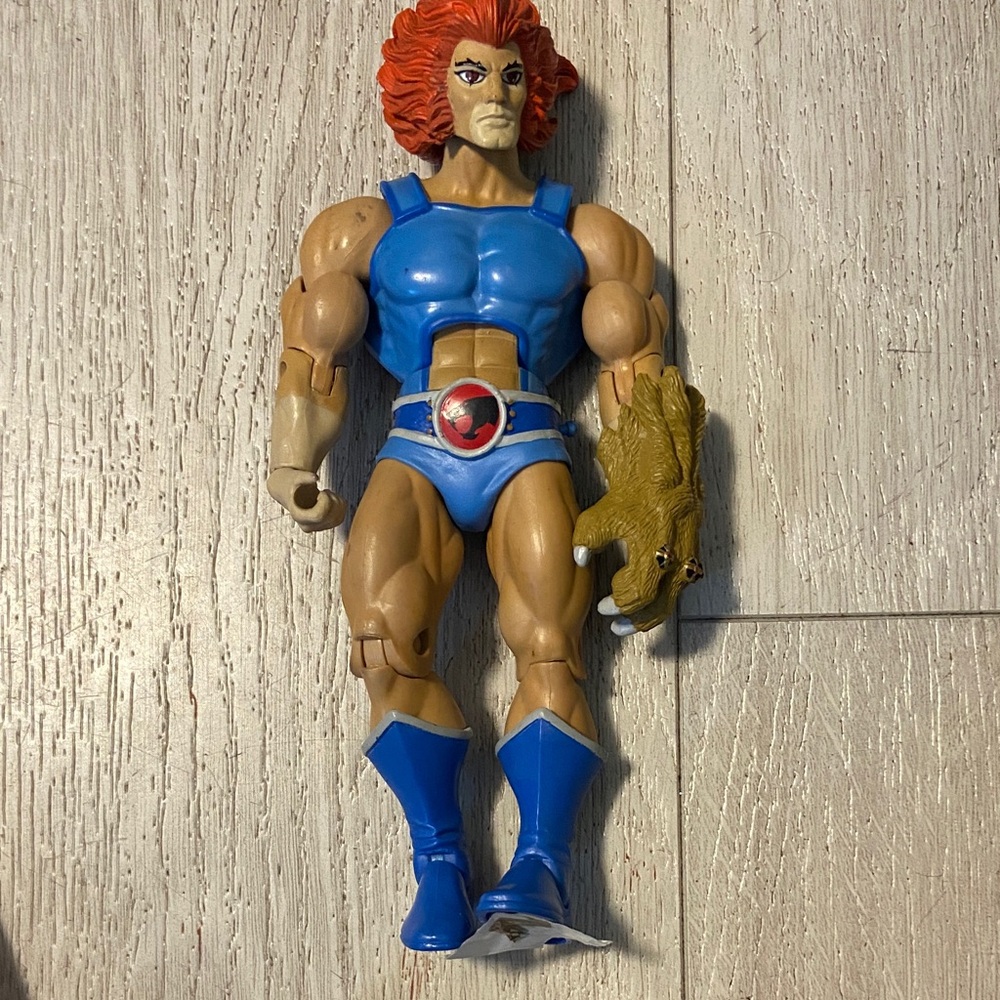 SUPER7 THUNDERCATS VINTAGE LION-O (VERSION 2) ACTION FIGURE.